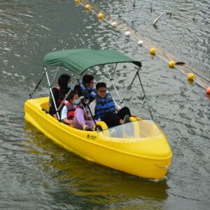 SS-420 Pedal Boat with Electric Motor System 01