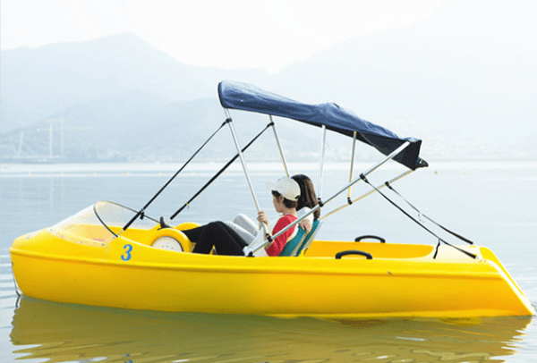 SS-420 Pedal Boat with Electric Motor System 03